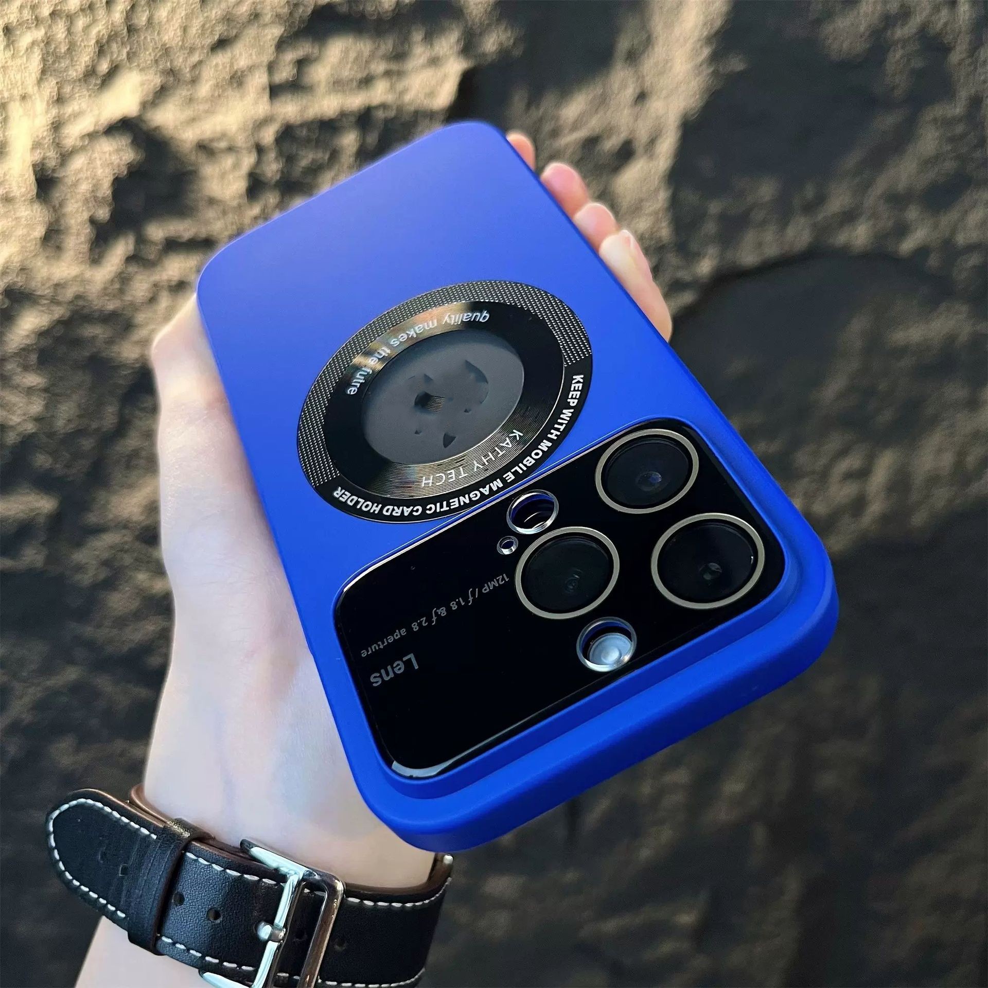 Magnetic Suction Large Window Protector Phone Case - Thumbnail 2