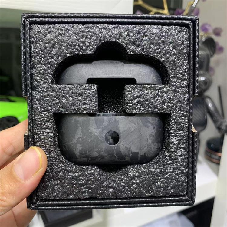 Protective Cover Carbon Fiber Forged Bluetooth Earbuds Case - Thumbnail 3