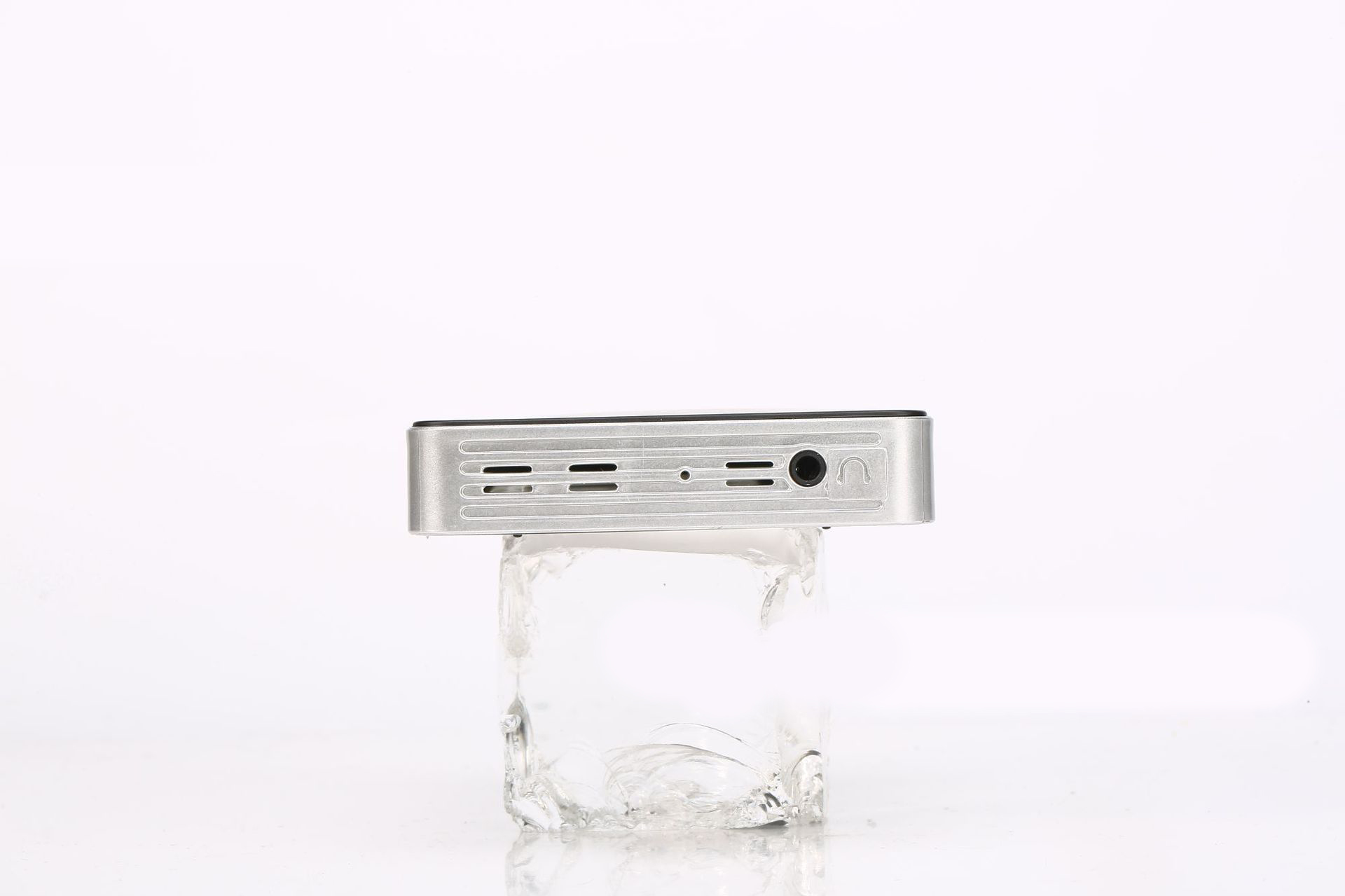 Portable Home wireless projector - Thumbnail 3