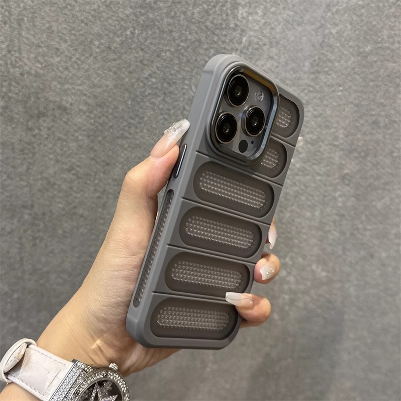 Breathable Heat Dissipation Mesh Case For ApplePhone 15 14 13 12 11 Pro Max Plus Matte Cooling Metal Lens Ring Hard Bumper Cover - Thumbnail 3