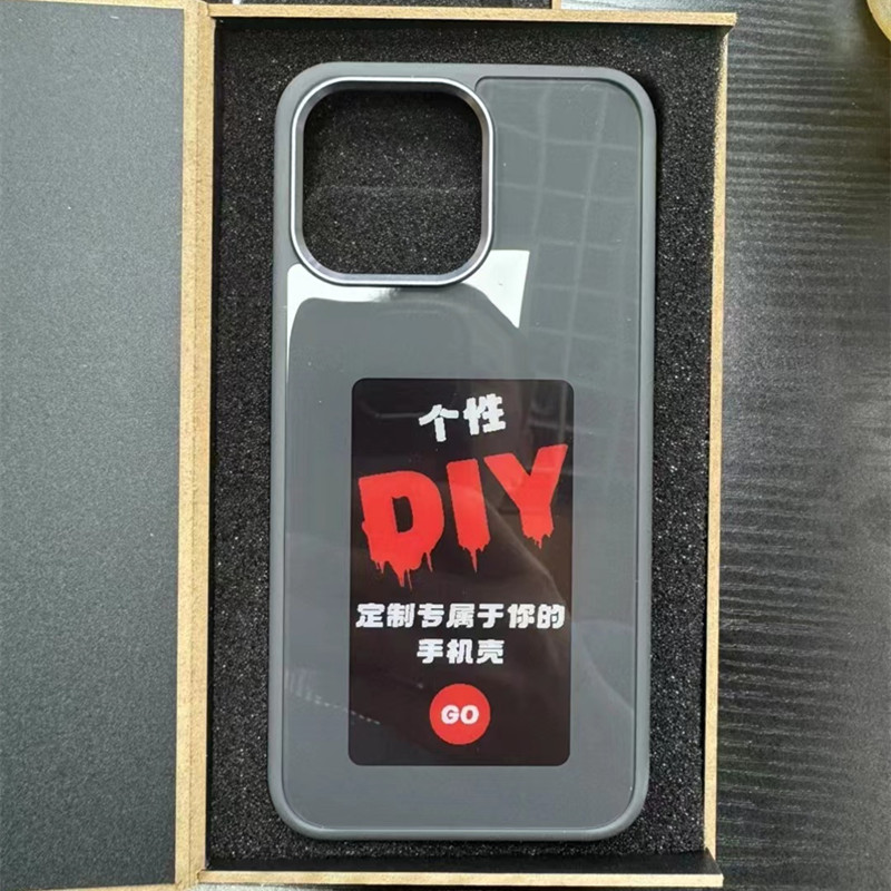 DIY Display Screen Phone Case - Thumbnail 6