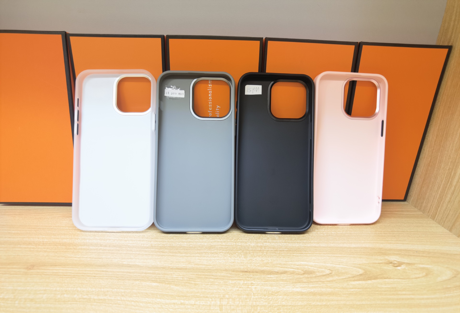 Four-color E-ink Screen Projection Screen DIY Phone Case - Thumbnail 3